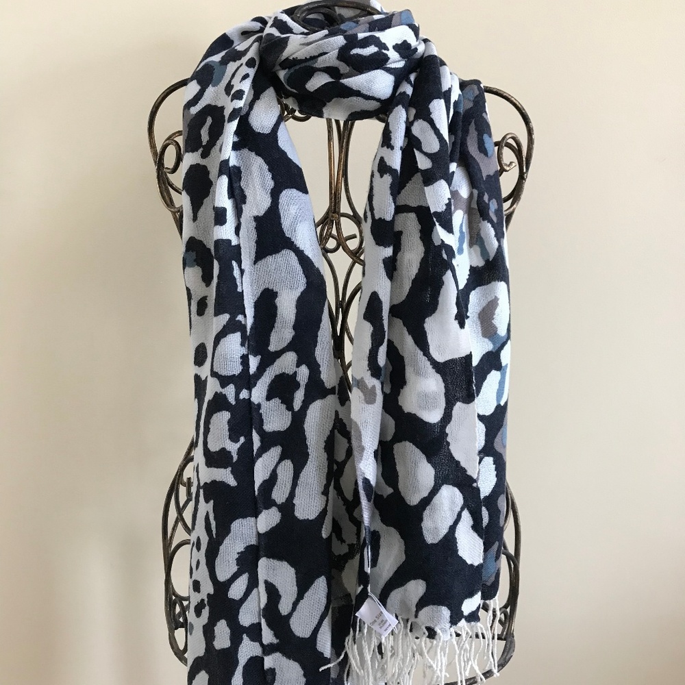 Nordstrom Women's Animal Print Scarf